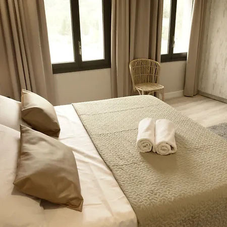 El Niu De Hotel 3*